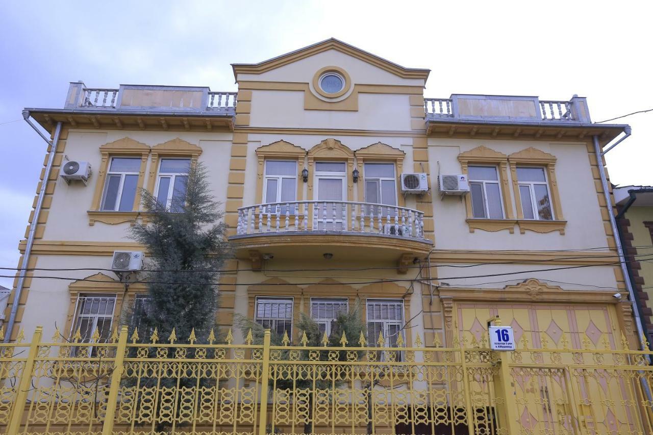 Yellow Hostel Duschanbe Exterior foto
